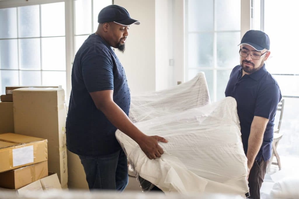 How Much to Tip Movers | Tips for Tipping Local & Long Distance Movers background image